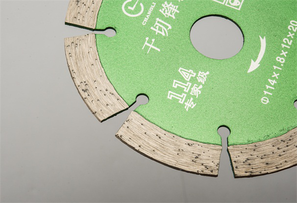 采用石材切割片加工的石材，在石材防護劑上應(yīng)該如何選擇？